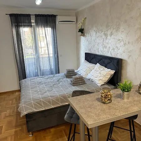 Xenija Apartment Belgrade Exterior photo